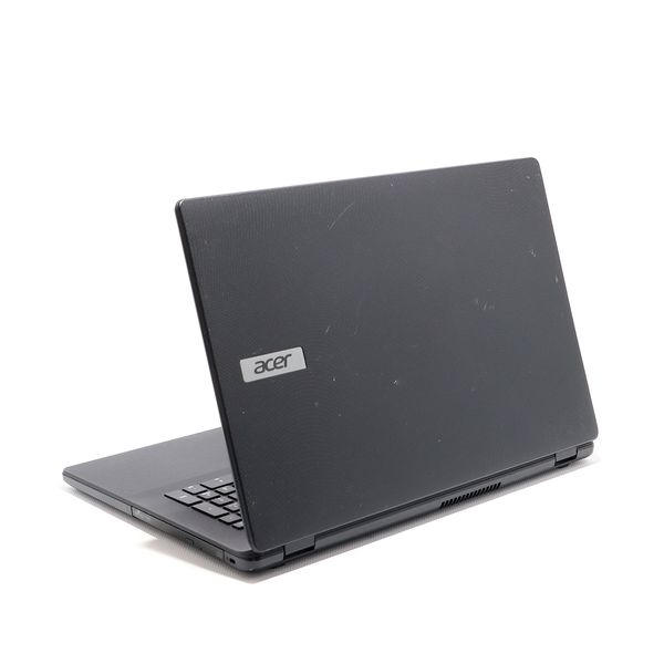 Ноутбук Acer Aspire ES1-711 / RAM 4 ГБ / SSD 128 ГБ 551999 фото