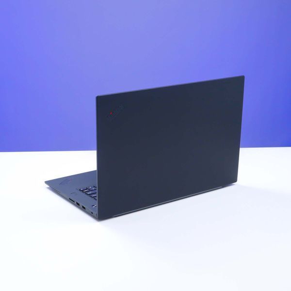 БУ игровой ноутбук Lenovo ThinkPad P1 15.6" Full HD Intel Core i7-8750H (2.20-4.10 ГГц) NVIDIA Quadro P1000 4 ГБ RAM 16 ГБ 256 ГБ SSD 722924 фото
