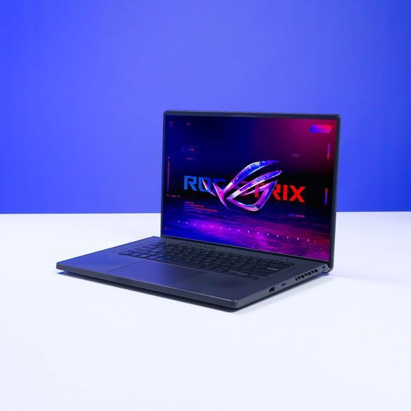 БВ ігровий ноутбук Asus ROG Zephyrus G16 (2023) 16.0" WUXGA 165 Гц Intel Core i9-13900H (2.6-5.4 ГГц) NVIDIA GeForce RTX 4060 Max-Q 8 ГБ RAM 16 ГБ 256 ГБ SSD 782966 фото