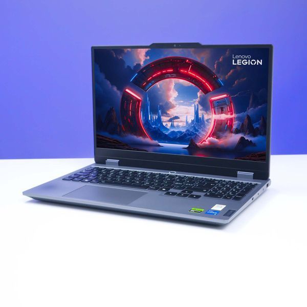 БВ ігровий ноутбук Lenovo LOQ 15IAX9 15.6" Full HD Intel Core i5-12450HX (2.4-4.40 ГГц) NVIDIA GeForce RTX 3050 6 ГБ RAM 24 ГБ 1 ТБ SSD 803289 фото
