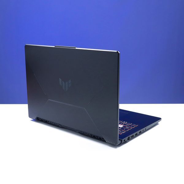 БУ игровой ноутбук Asus TUF Gaming A17 FA706IC 17.3" FHD 144 Гц Ryzen 7 4800H (2.9-4.2ГГц) NVIDIA GeForce RTX 3050 4 ГБ RAM 16 ГБ 256 ГБ SSD 767673 фото