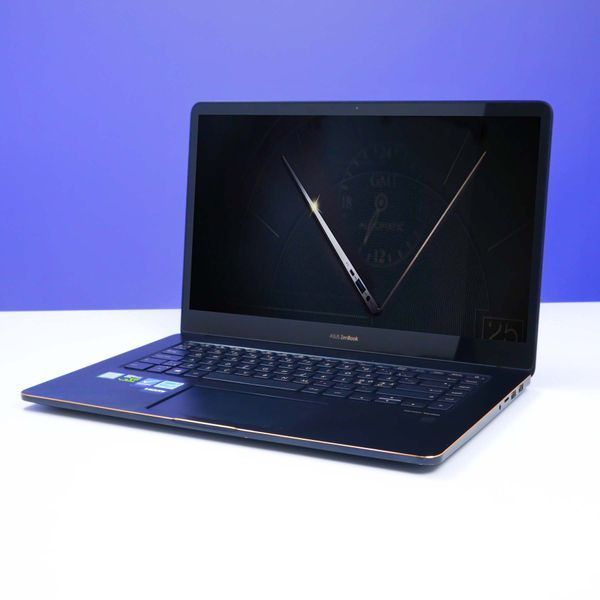 БВ ігровий ноутбук Asus ZenBook Pro 15 UX580G Touch 15.6" Full HD Touch Intel Core i7-8750H (2.20-4.10 ГГц) NVIDIA GeForce GTX 1050Ti RAM 16 ГБ 256 ГБ SSD 803180 фото