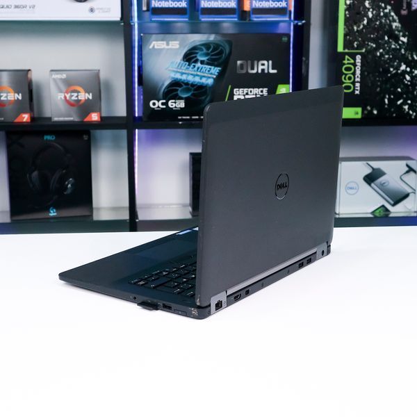 БВ ноутбук Dell Latitude E7470 14.0" Quad HD Touch Intel Core i5-6300U (2.40-2.70 ГГц) HD Graphics 520 RAM 16 ГБ 240 ГБ SSD 700274 фото