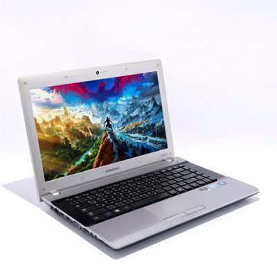 Ігровий ноутбук Samsung NP-RV411 462080 фото