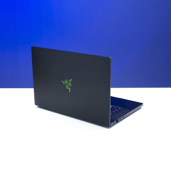 БВ ігровий ноутбук Razer Blade 15 (2018) Base RZ09-0270 15.6" Full HD 60 Гц Intel Core i7-8750H (2.20-4.10 ГГц) NVIDIA GeForce GTX 1060 Max-Q 6 ГБ RAM 16 ГБ 256 ГБ SSD 767826 фото