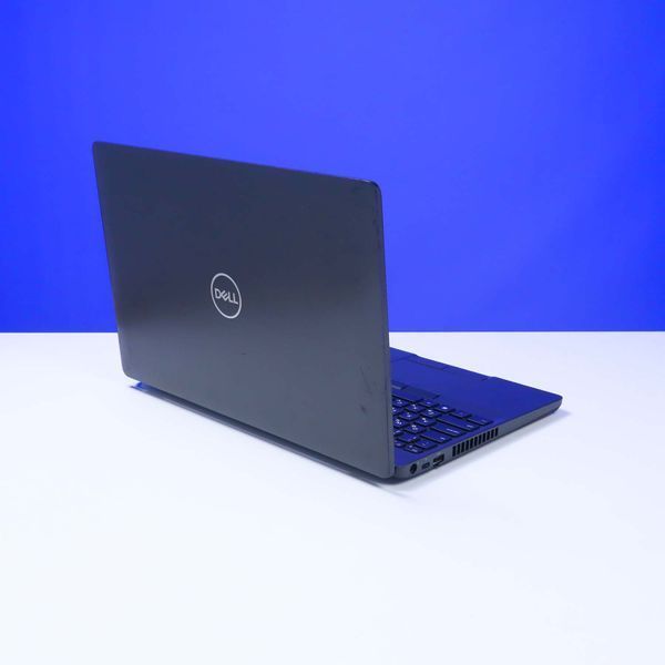 БВ Ноутбук Dell Latitude 5500 15.6" Full HD Intel Core i5-8265U Intel UHD Graphics RAM 4 ГБ SSD 128 ГБ 736204 фото