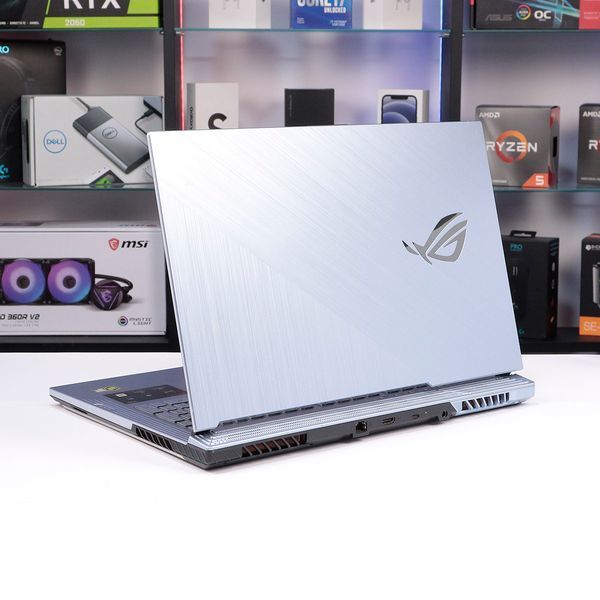 Ігровий Ноутбук Asus ROG G731G 17.3" (1920x1080) 144 Гц Intel Core i7-9750H (2.6 - 4.5 ГГц) Nvidia GeForce RTX 2060 RAM 8 ГБ SSD 256 ГБ БВ 643526 фото
