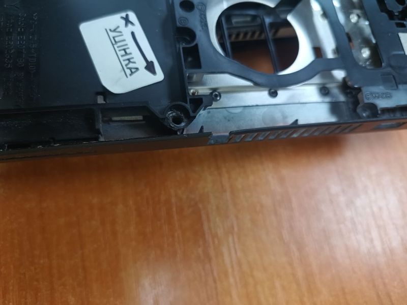 *Уценка* Топкейс Dell Latitude E5270 Верхняя часть Корпус 2000000491295 фото