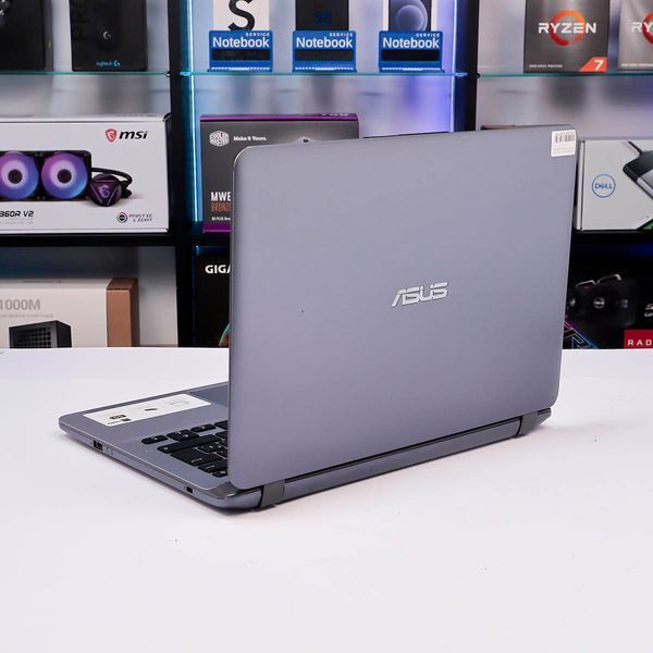 Ноутбук Asus VivoBook R410MA 14" WXGA HD Intel Celeron N4000 RAM 8 ГБ SSD 120 ГБ SSD БУ 675770 фото
