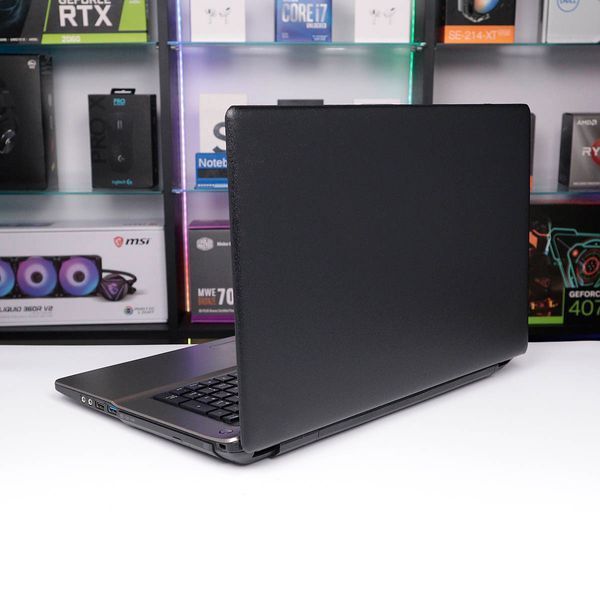 БУ игровой ноутбук Clevo W670RC 17,3" Full HD Intel Core i7-6700HQ (2.60-3.50 ГГц) GeForce GTX 950M 2 ГБ RAM 8 ГБ 512 ГБ SSD 609287 фото