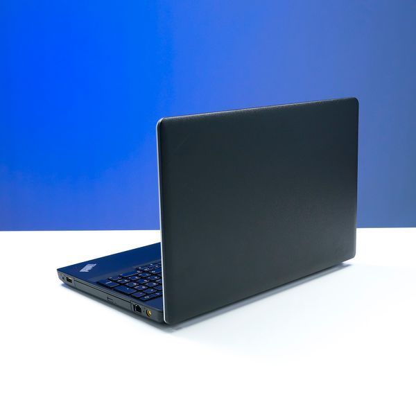 БВ ноутбук Lenovo ThinkPad Edge E530 15.6" Full HD Intel Pentium B980 (2.40 ГГц) Intel HD Graphics RAM 8 ГБ 128 ГБ SSD 723075 фото
