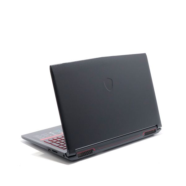 Ігровий ноутбук MSI GV62 7RD / RAM 4 ГБ / SSD 128 ГБ 517261 фото