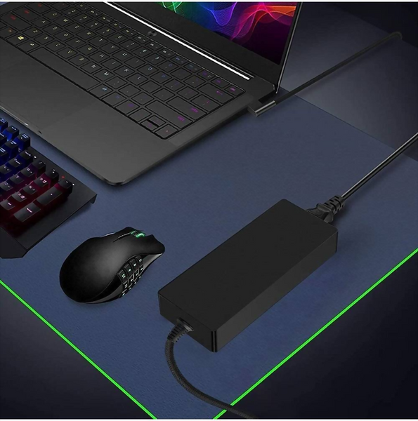 Блок питания Razer 19.5V 11.8A 230W 3-Pin для Razer Blade 1951182303 фото