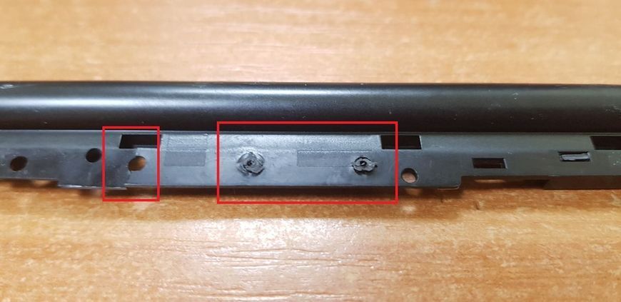 *Уценка* Lenovo Y540-17 Заглушка петель, корпус, крышка 300004453 фото